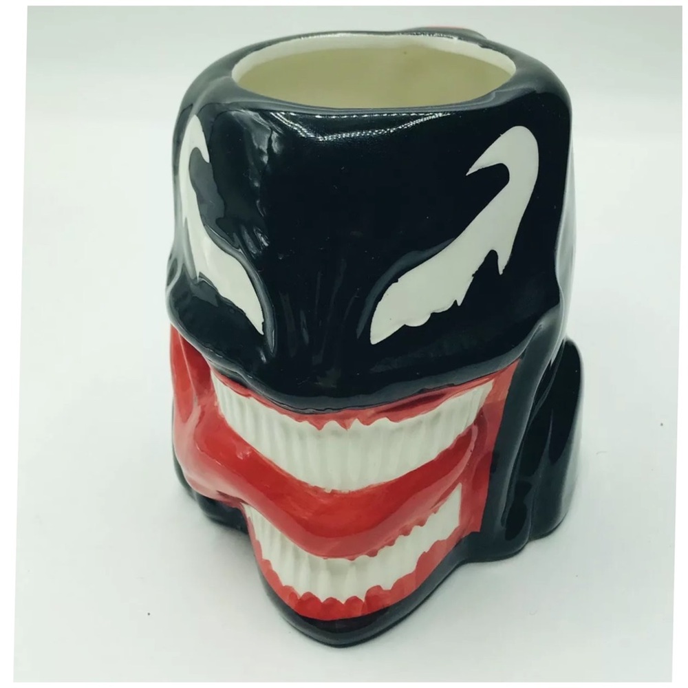Marvel Venom Ceramic Mug Black Red - Picture 1 of 8